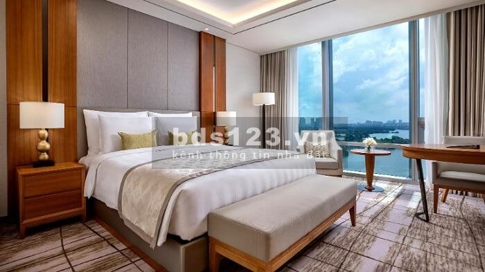 Bán khách sạn mặt tiền đường Hạ Long P2 Vũng Tàu hướng Tây Nam giá bán 80 tỷ