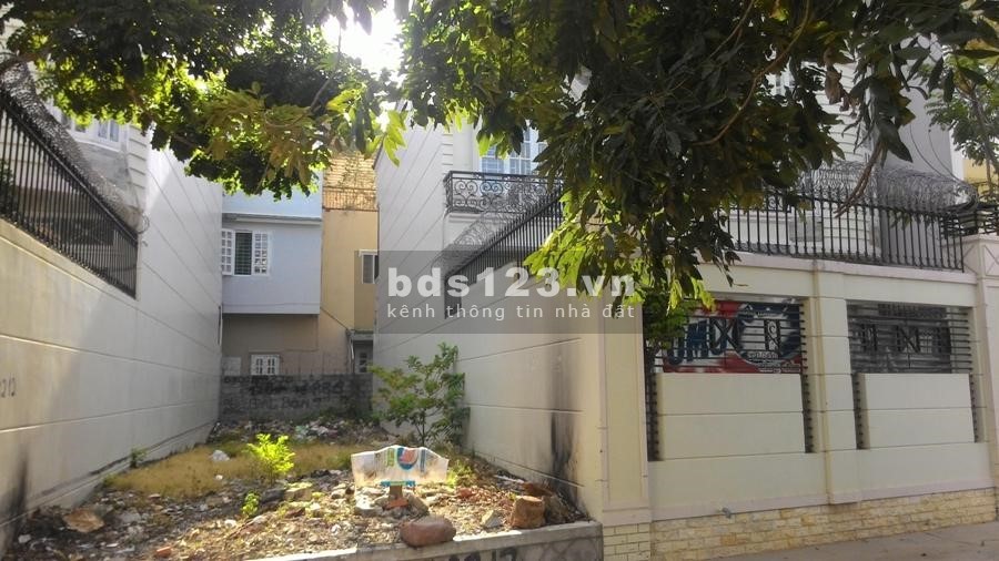 Cần bán lô đất mặt tiền giá tốt đầu tư 17 tỷ đường Phan Chu Trinh hướng Tây Nam