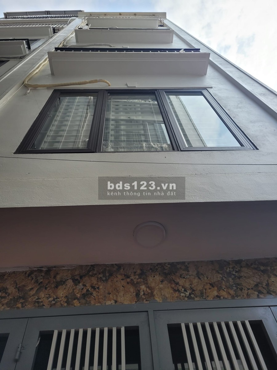 Tổ 6 Yên Nghĩa Hà Đông, Hà Nội diện tích sử dụng 39m2, 4 tầng, mặt tiền 4m 2.4 tỷ, ôtô
