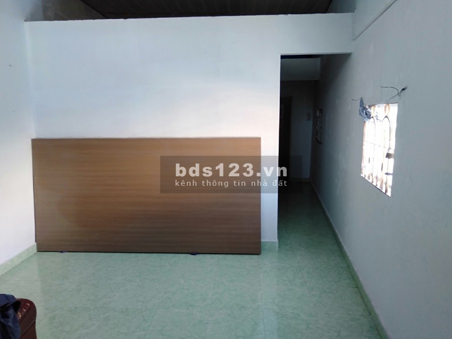 Bán nhà 1 bên ở và 1 bên có 10 phòng trọ khu dân cư đông đúc, giá tốt, liên hệ 0762681545