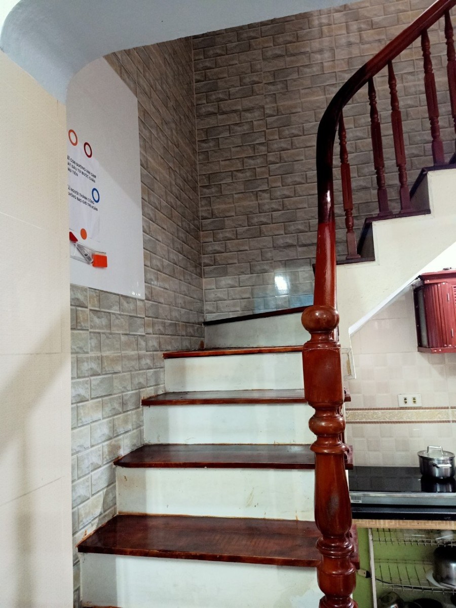 Bán nhà nguyên căn diện tích 52m2, 2 tầng đúc trung tâm xã Tam Hiệp, Thanh Trì, giá bán 2.x tỷ