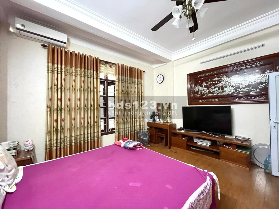 Chính chủ cần bán gấp nhà 46m2x4T, mặt ngõ 47 Khương Trung Thanh Xuân, ô tô đỗ cửa, giá 4,8 tỷ