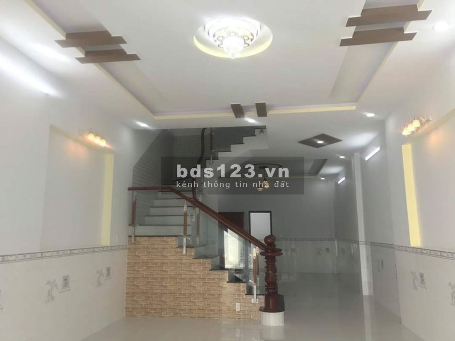 Ngộp Bank bán gấp nhà HXH Tân Phú diện tích 54m2 sổ vuông 3PN giá rẻ LH 0896721788