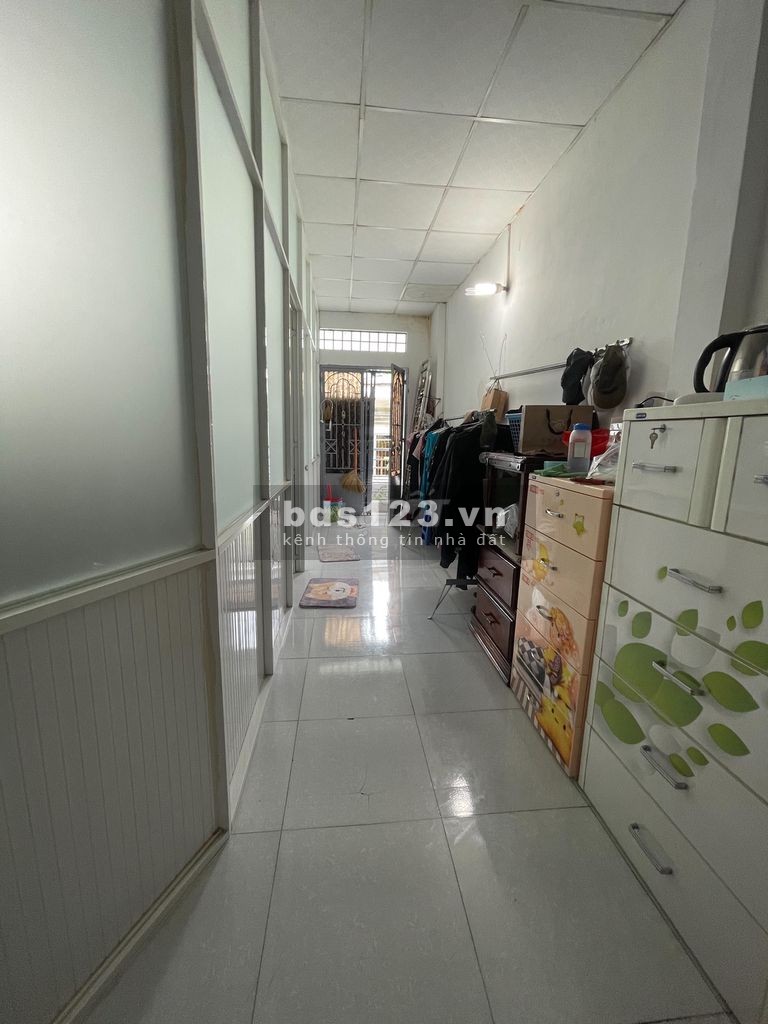 Cần bán nhà ở Phường Bình Hưng Hoà Quận Bình Tân