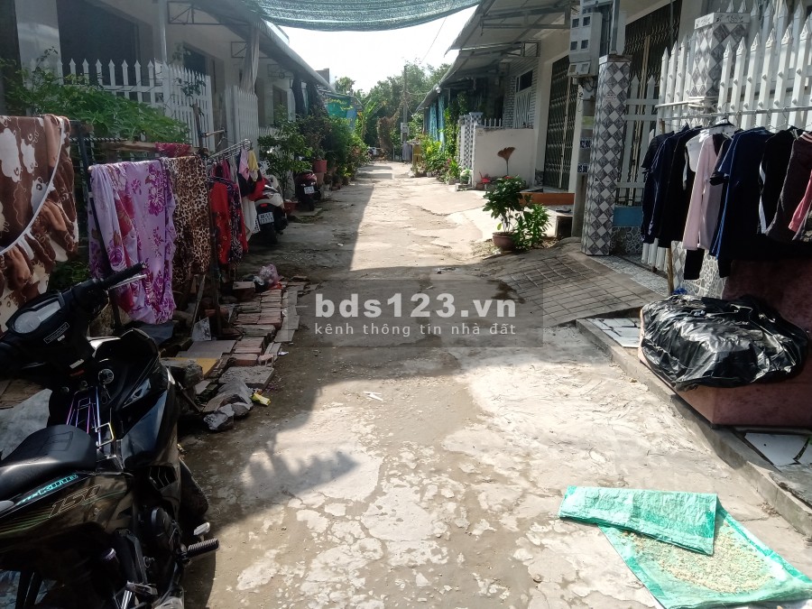 Đất nền tại thành phố sadec, nằm cạnh khu FLC rất thuận tiện liên hệ 0939671400