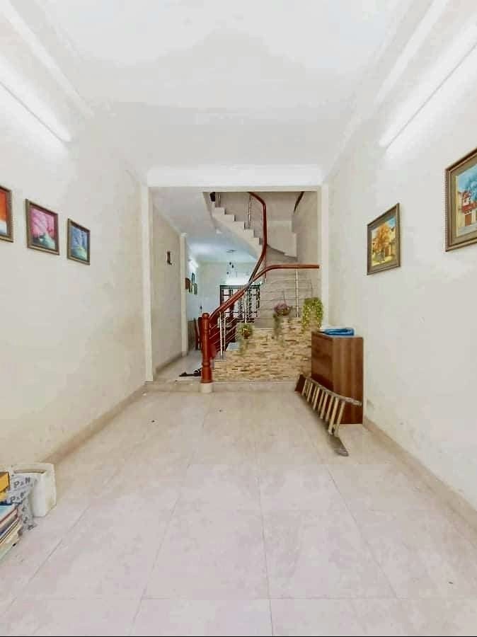 Hơn 7 Tỷ Quỳnh Mai 8/3 ô tô vào nhà kinh doanh đỉnh 4 tầng đúc, sổ vuông đẹp giá tốt