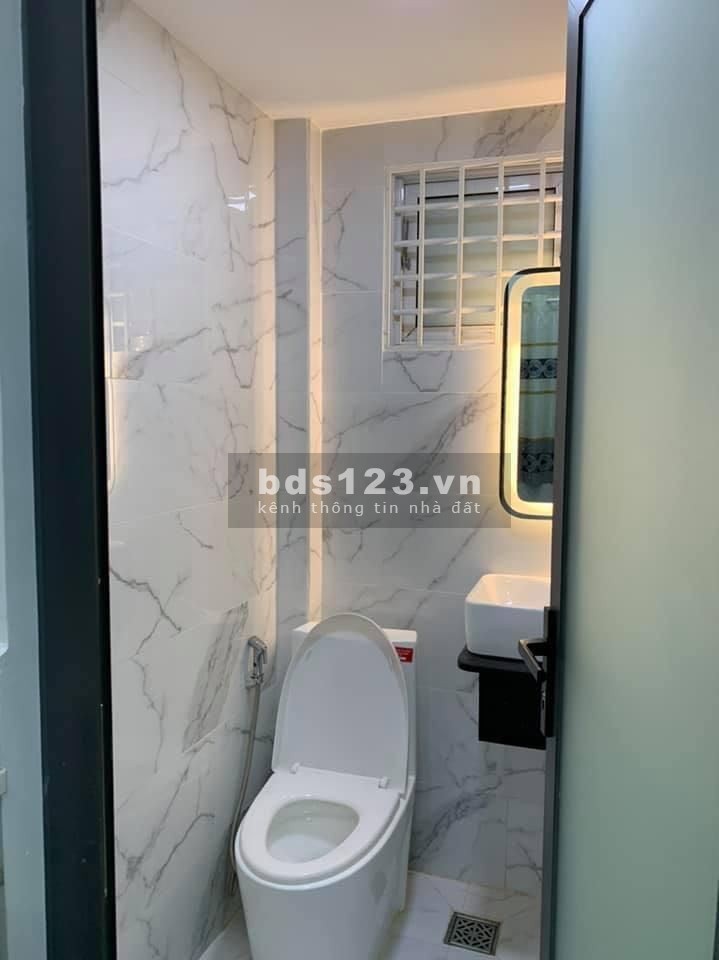 Bán nhà riêng phường 3, Quận 8, đầy đủ nội thất vào là ở ngay 1 trệt, 1 lầu kiến trúc đẹp