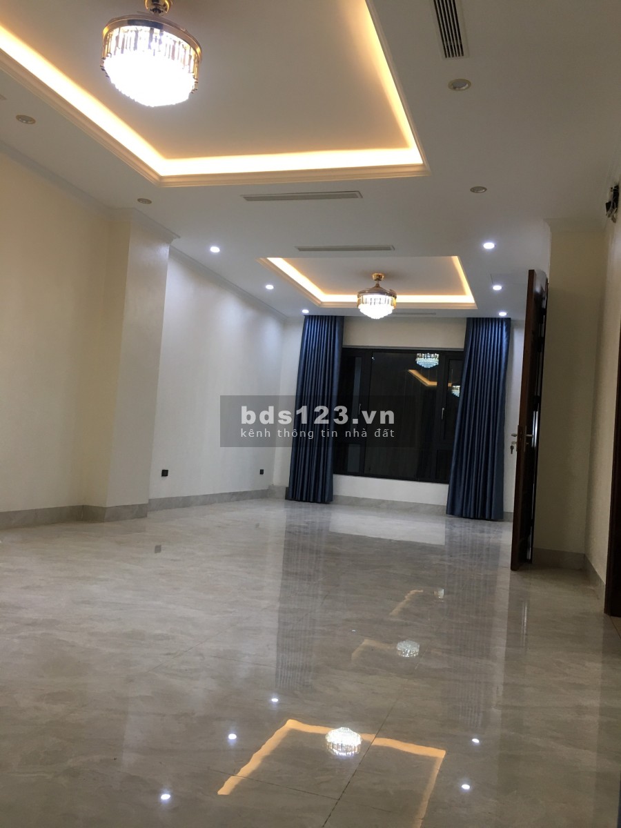 Chính chủ cho thuê mặt bằng mở văn phòng tại 82 Nguyễn Tuân Thanh Xuân, Hà Nội
