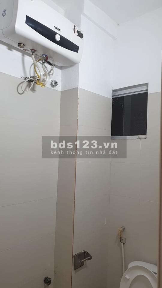 Bán nhà dân xây 5 tầng phố Lê Trọng Tấn Hà Đông, DT 30m, ngõ thông, ô tô gần