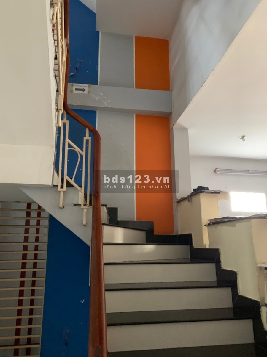 Bán Mặt tiền Tân Phú 298m2, 11x29, 5 tầng nở hậu, kd đa ngành, kẹt tiền bán gấp 25.5 tỷ TL