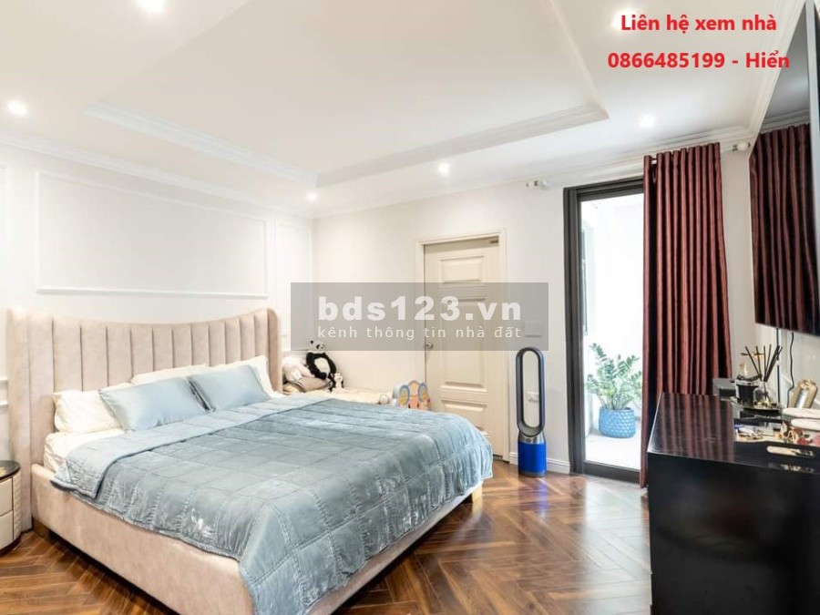 Bán nhà hiếm nguyên căn mặt tiền Ngô Quyền Hà Đông, 45m2x5T, gara, ôtô, nhỉnh 4 tỷ