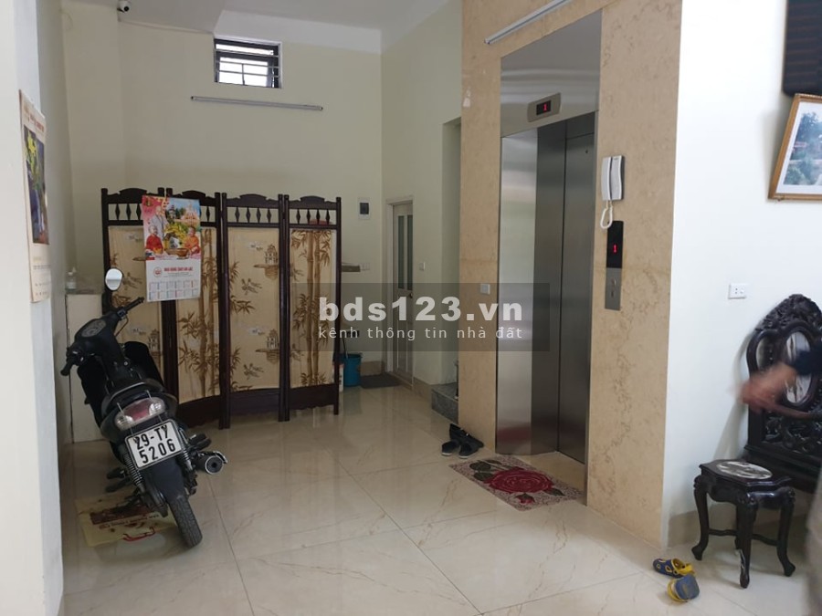 Bán nhà phố Xã Đàn, diện tích 37m2 6 tầng khu dân cư đông đúc, an ninh giá bán 6.8 tỷ