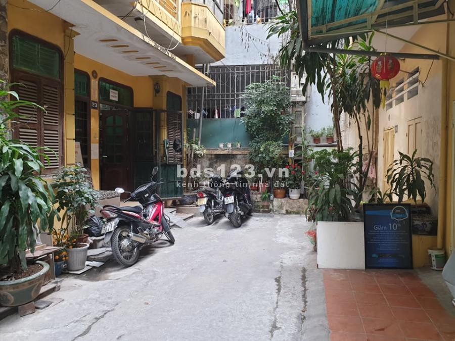 Bán nhà phố Xã Đàn, diện tích 37m2 6 tầng khu dân cư đông đúc, an ninh giá bán 6.8 tỷ