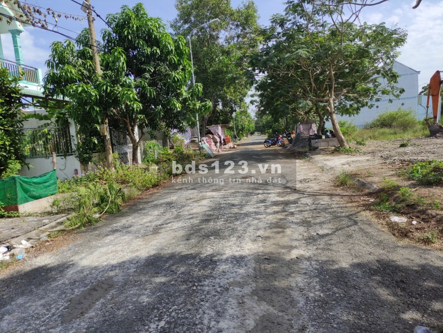 Bán đất diện tích lớn SHR 100% thổ cư, đường ( 512 ) Nguyễn Văn Tạo, Long Thới, Nhà Bè
