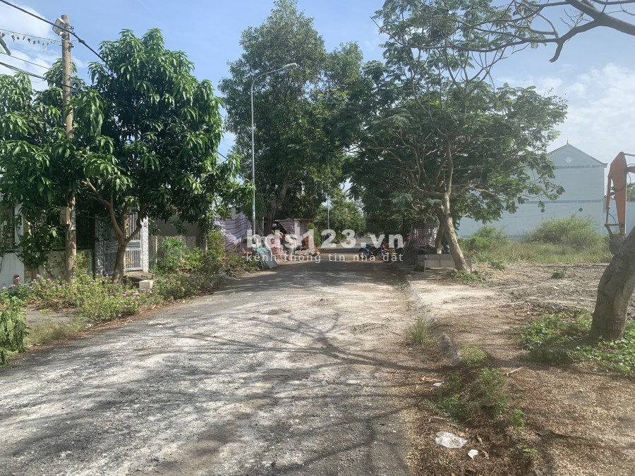 Bán đất diện tích lớn SHR 100% thổ cư, đường ( 512 ) Nguyễn Văn Tạo, Long Thới, Nhà Bè