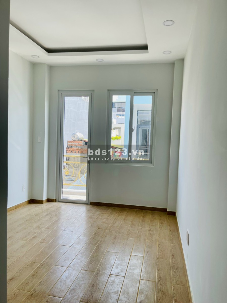 Hẻm xe hơi trung tâm Quận 10, 45m2 3.6x12.5, 5 tầng nhà mới đẹp hẻm 6m hiếm, nhỉnh 9 tỷ TL