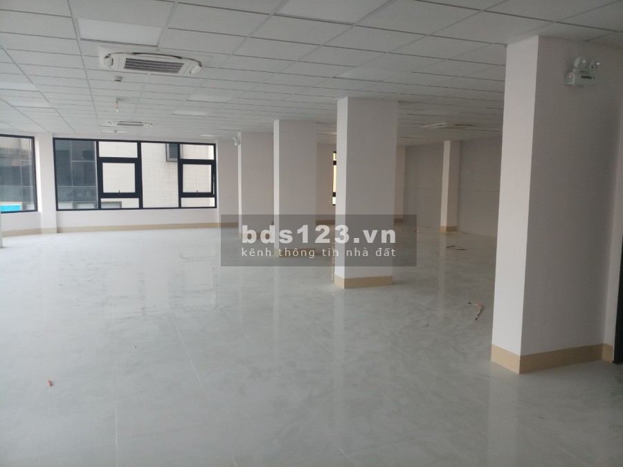 Cho thuê toà nhà văn phòng tại 183 Trường Chinh, Quận Thanh Xuân, đúc 7 tầng kiên cố