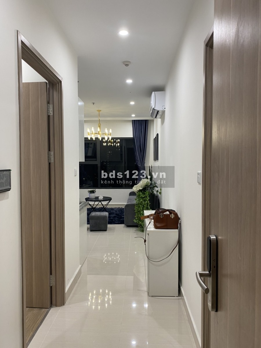 Cho thuê căn hộ Vinhomes Smart City giá tốt, tầng cao, view thoáng có ban công rộng