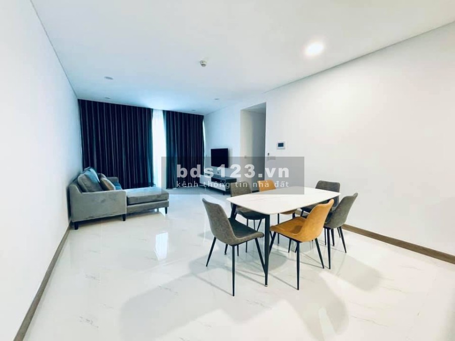 Bán gấp căn hộ 3 phòng ngủ, để định cư nước ngoài, view đẹp, tiện ích nội khu đẳng cấp