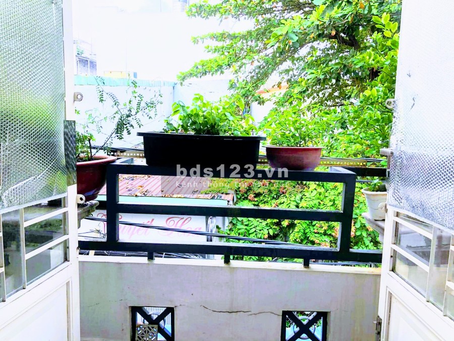 Bán nhà Quận Gò Vấp phường 8, Cây Trâm, HXH, dtsd 76M2, 3 tầng, ngang 5.5m, giá chỉ 5 Tỷ