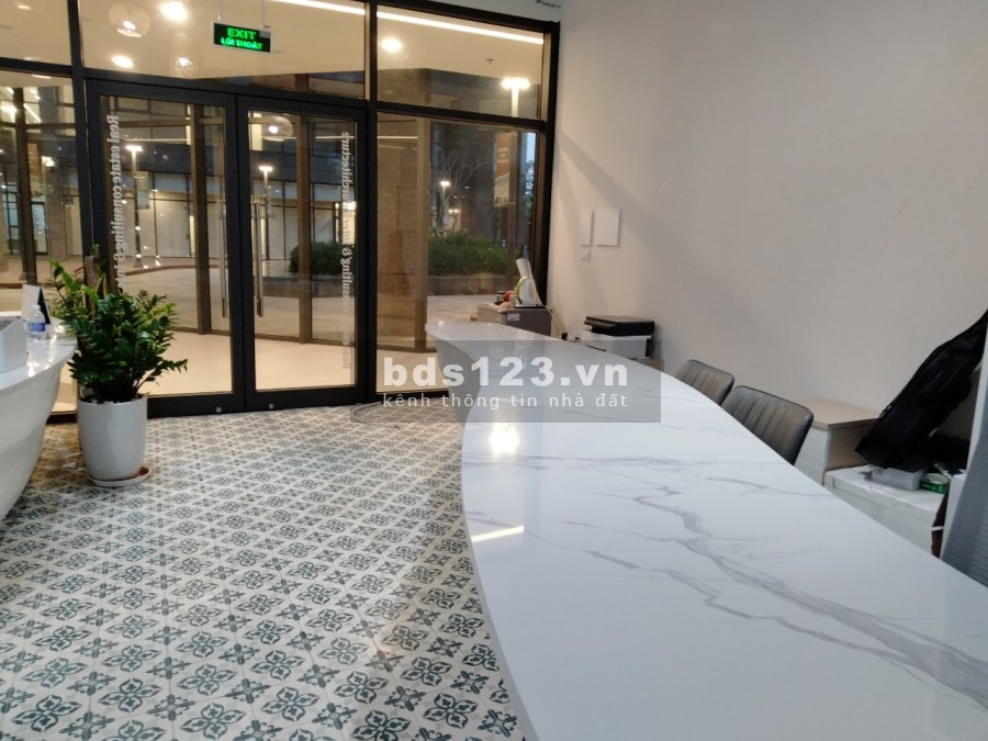 Cho thuê ô thương mại làm văn phòng hoặc shop kinh doanh đầy đủ công năng khu sầm uất