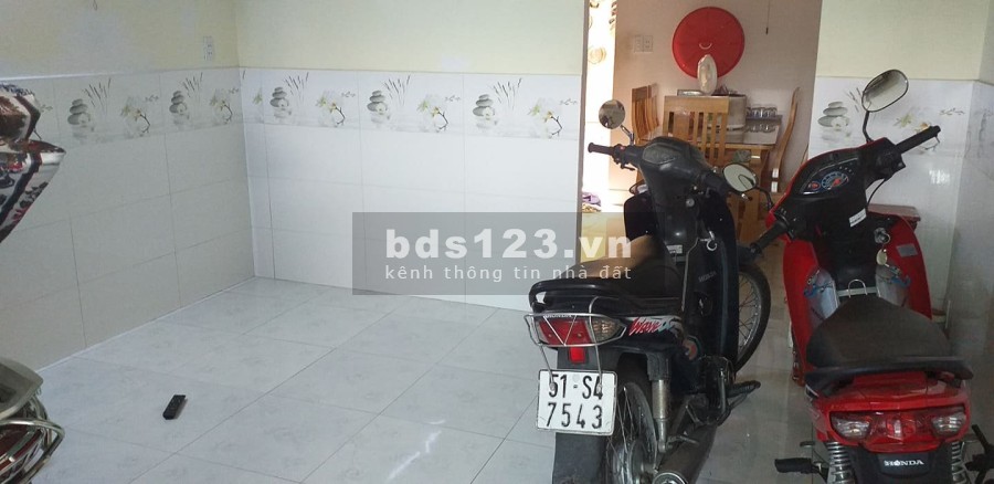 Cho thuê nhà nguyên căn rộng thoáng mát chính chủ, giá cho thuê 4.5 triệu/tháng, lhcc