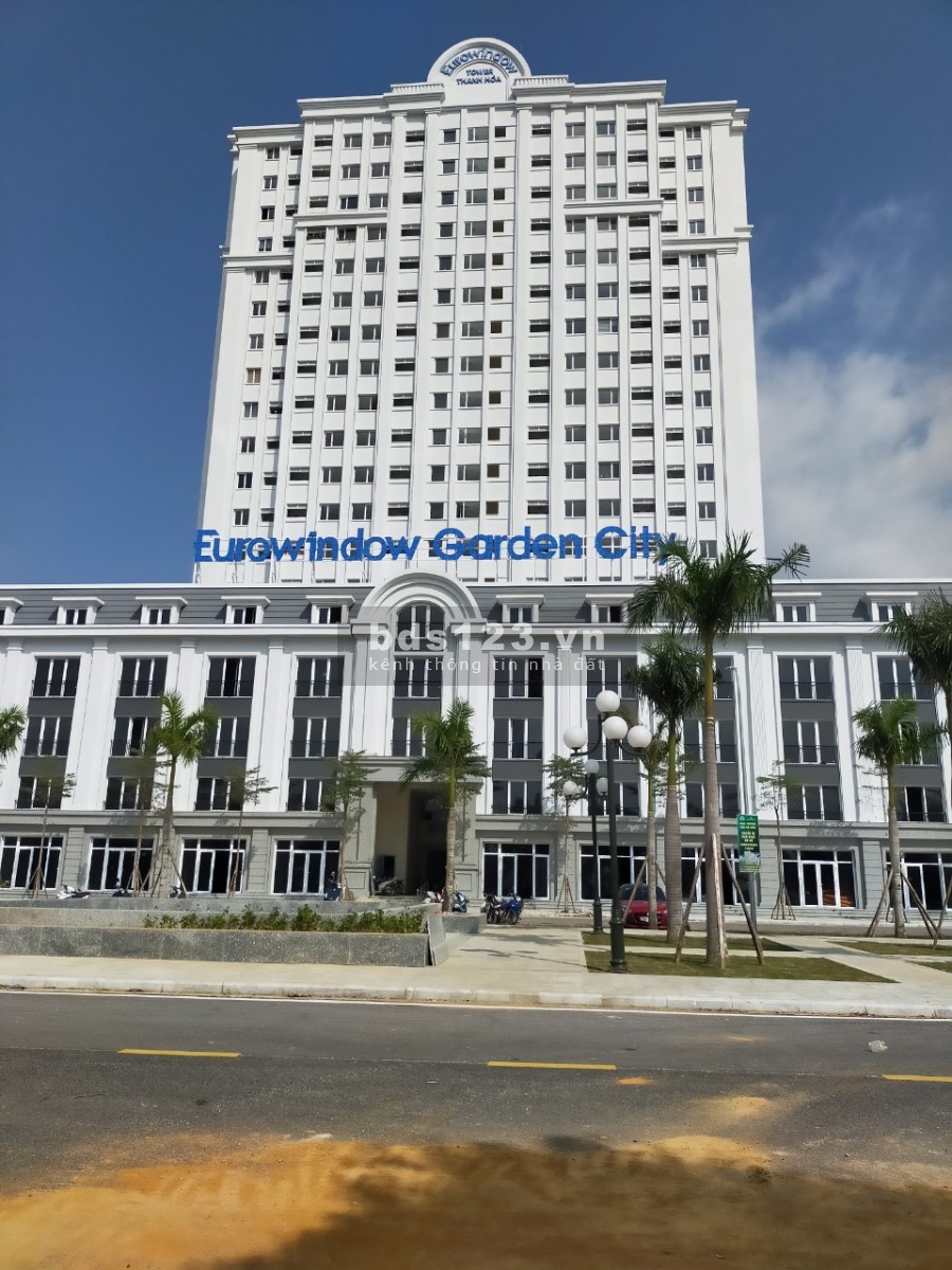 Bán căn Shophouse mặt đại lộ Nguyễn Hoàng, Eurowindow Thành Hóa sổ đổ lâu dài, lhcc