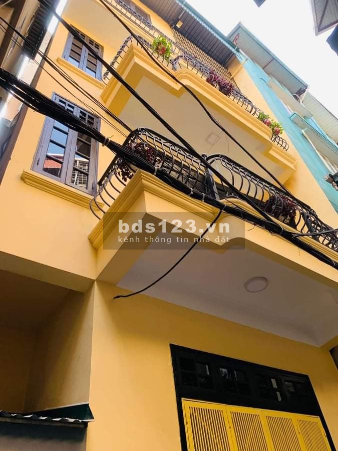 Bán nhà Lĩnh Nam Ngõ To ôtô đỗ cửa ngõ to như phố thông tứ tung, giá bán chỉ 4 tỷ