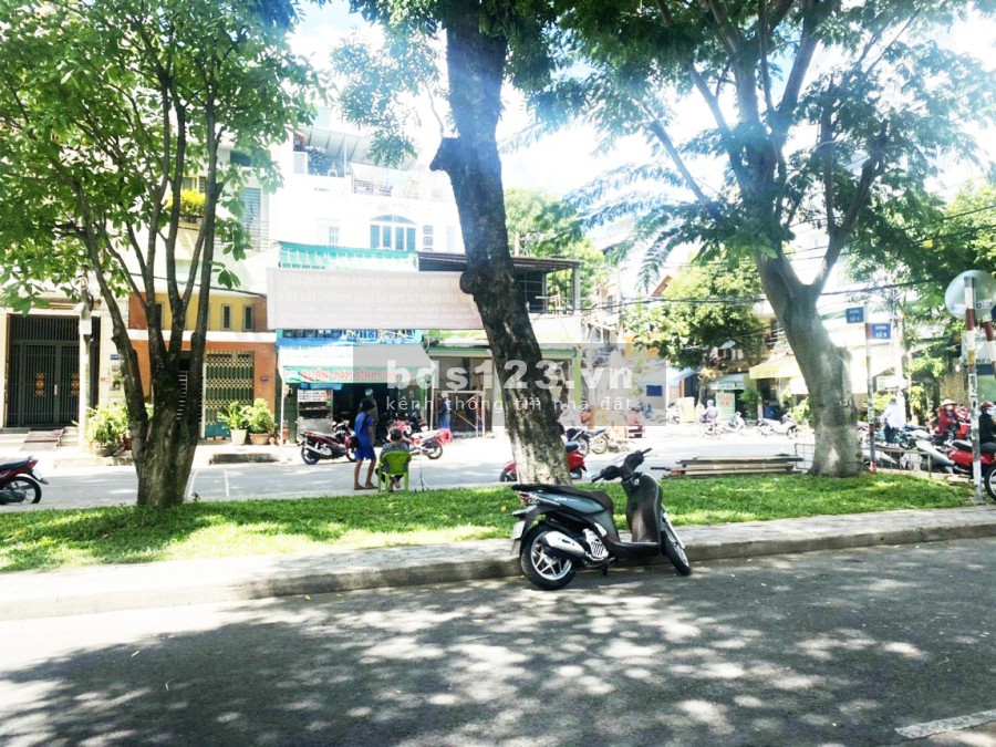 Cho thuê lô đất mặt tiền đường số 7 (đường đôi), phường Tân Kiểng, Quận 7 giá 10 triệu/tháng