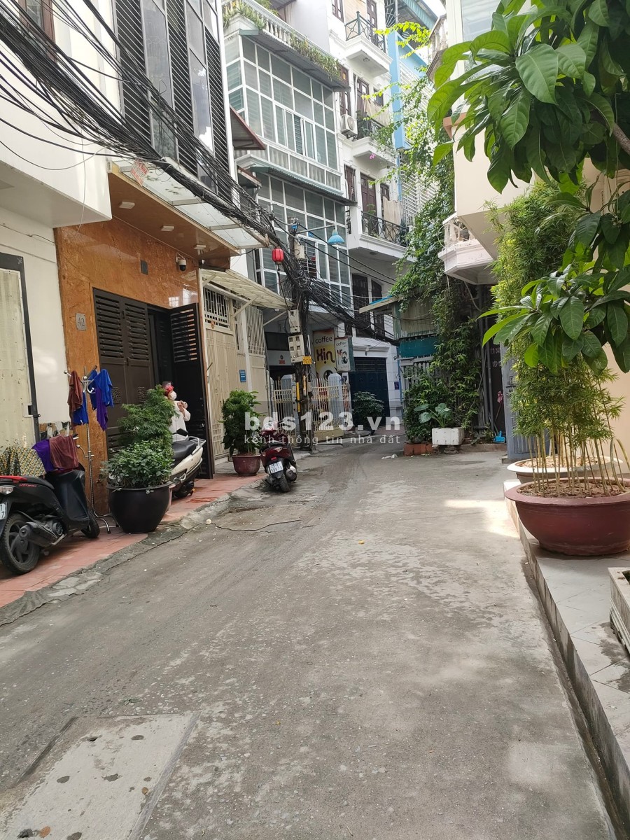 Chính chủ cần bán nhà phố Láng Hạ Đống Đa, dtsd 46m2, 4 tầng mặt tiền 6m, giá 6.3 tỷ