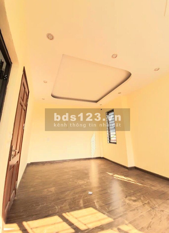 Bán Nhà Bát Khối, kinh doanh diện tích sử dụng 56m2 giá bán chỉ 6.45 tỷ lh 0988830680