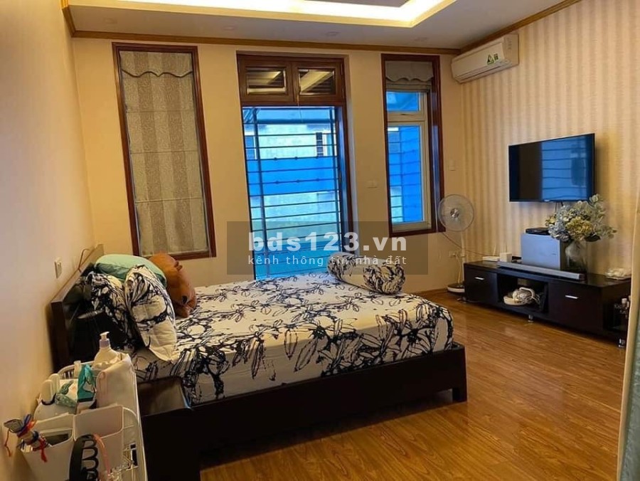 Bán nhà Nguỵ Như Kon Tum, Thanh Xuân, 100m2, giá 24.5 tỷ, 4 tầng, mt 6m, cho thuê 40 triệu