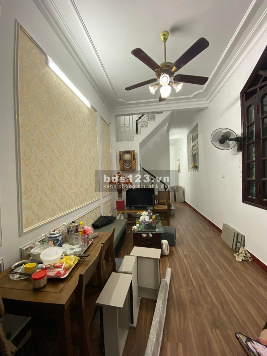 CẦN BÁN NHÀ - CĂN GÓC - DT 35M - TRUNG TÂM BA ĐÌNH, SỔ ĐỎ CC - GIAO DỊCH NGAY