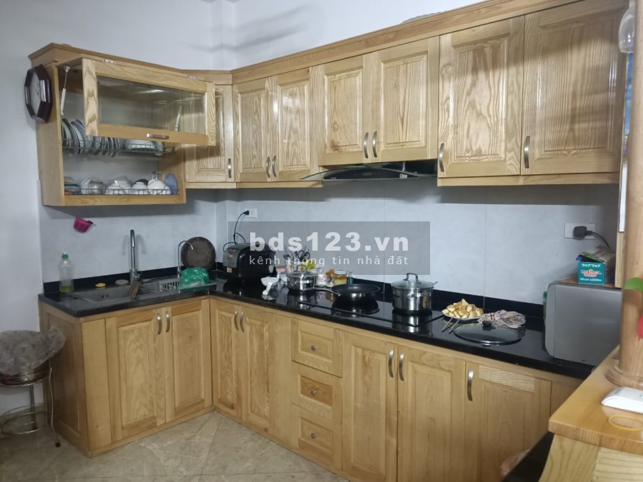 Bán nhà phố Kim Ngưu nhà Lộc Phát rất đẹp ở ngay lô góc liên Hệ: Mr Thọ đúc 5 tầng kiên cố