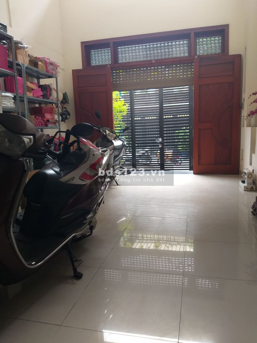 Bán nhà hẻm xe hơi 2 mặt tiền hẻm Nguyễn Xí, đúc kiên cố diện tích sử dụng 68m2, 5 tầng, giá 9.5 tỷ
