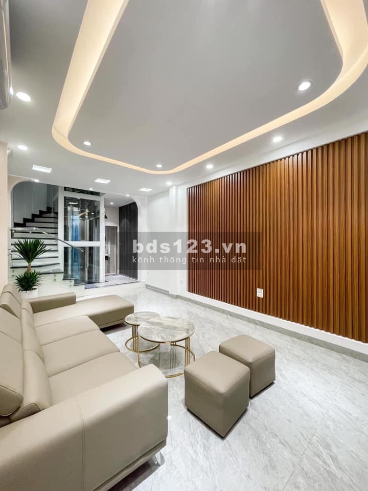 Nhà phố Tôn Thất Hiệp kinh doanh ô to thang máy tặng đầy đủ nội thất, lh 0858163929