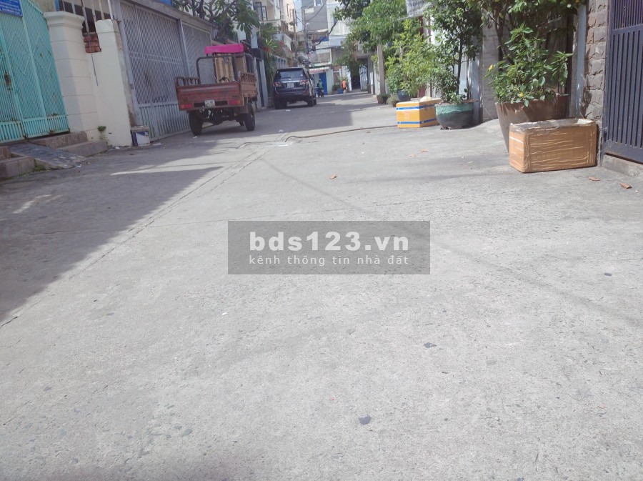 Bán nhà Phan Sào Nam, P11, Tân Bình, Hẻm 5m DTsd 62m2 chỉ 3.75 tỷ