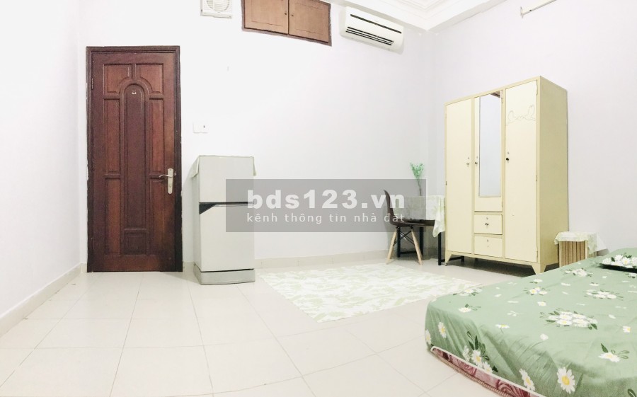 Phòng Gần Sân Bay, đầy đủ nội thất, miễn phí nước, nét, lì xì 50% TẾT, giá 3tr8