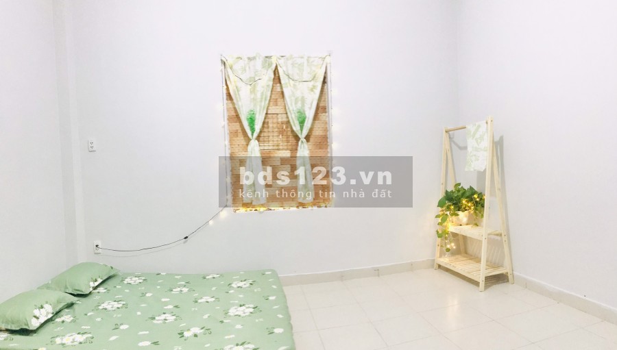 Phòng Gần Sân Bay, đầy đủ nội thất, miễn phí nước, nét, lì xì 50% TẾT, giá 3tr8