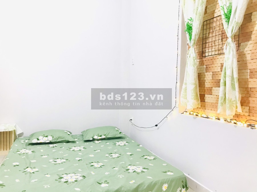 Phòng Gần Sân Bay, đầy đủ nội thất, miễn phí nước, nét, lì xì 50% TẾT, giá 3tr8
