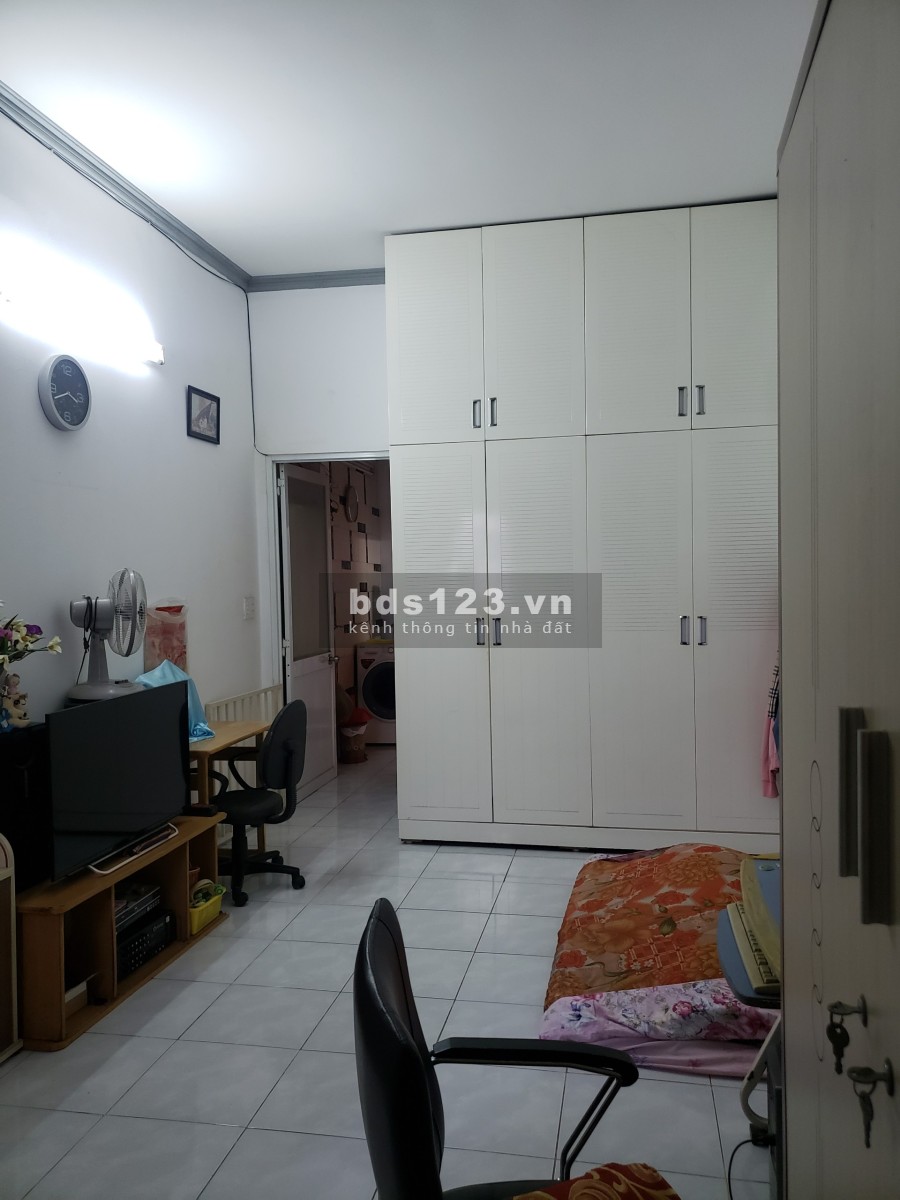 Bán nhà hẻm xe ba gác, HTP, p TTĐ, Quận 7. Đối diện cầu Tân Thuận qua Quận 4 chỉ 2 phút
