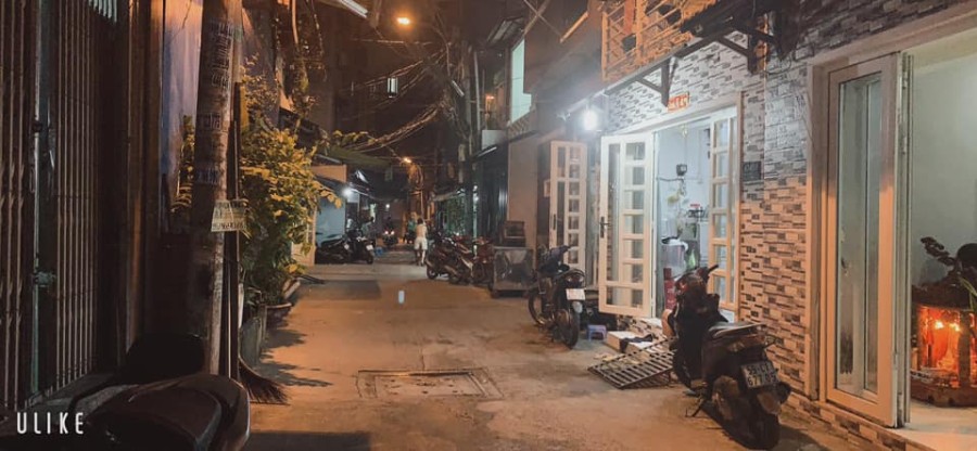 Bán nhà Đoàn Văn Bơ, phường 16, Quận 4 giá bán 5.5 tỷ liên hệ 0899504815 2 tầng đúc kiên cố