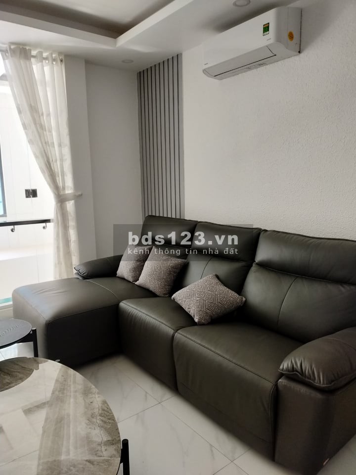 Bán nhà nguyên căn mới đẹp hẻm xe hơi đường Thích Quảng Đức, Phú Nhuận, giá rẻ 9 tỷ