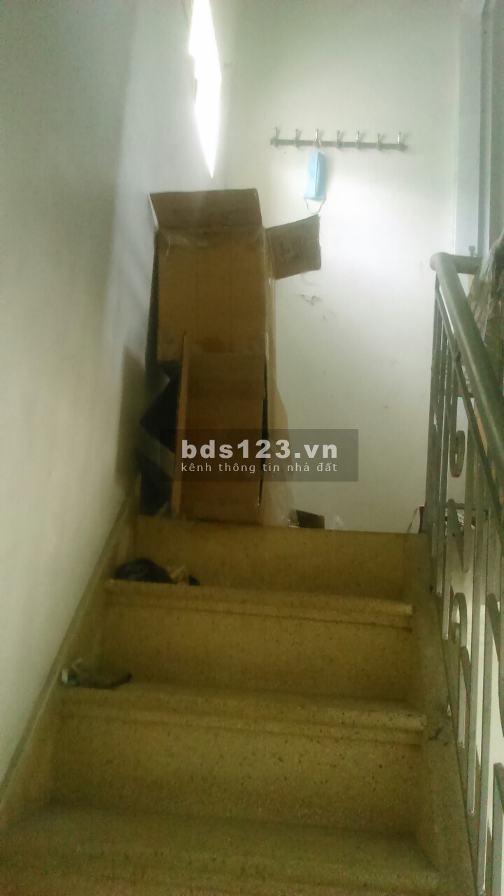 Cho thuê nhà riêng có vườn trồng rau khu dân cư đông đúc tiện ích đầy đủ, bao rộng thoáng