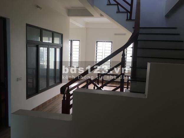 Bán nhà 2 tầng mặt đường Thăng Long, đối diện bến xe Bắc Vinh liên hệ 0968563877
