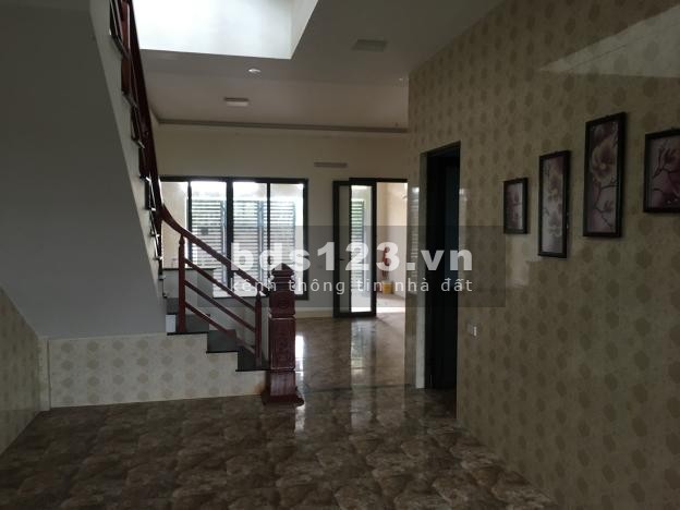 Bán nhà 2 tầng mặt đường Thăng Long, đối diện bến xe Bắc Vinh liên hệ 0968563877