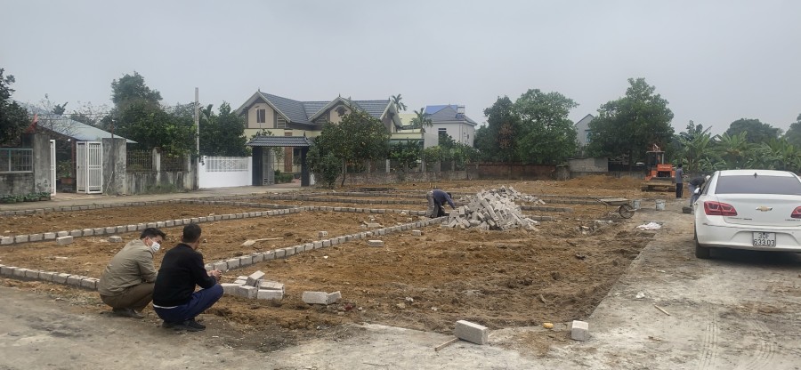 Siêu hiếm Tân Xã, Thạch Thất, HN, 100m đi bộ ra hồ Tân Xã, dtsd 60m2 full thổ, giá nhỉnh tỷ