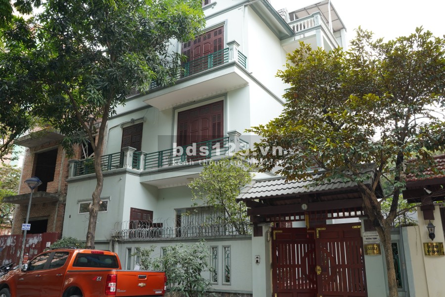 Bán nhà Biệt thự liên kề, Nam Từ Liêm, Chính chủ, diện tích 145m2 giá 31 tỷ, xem nhà ngay