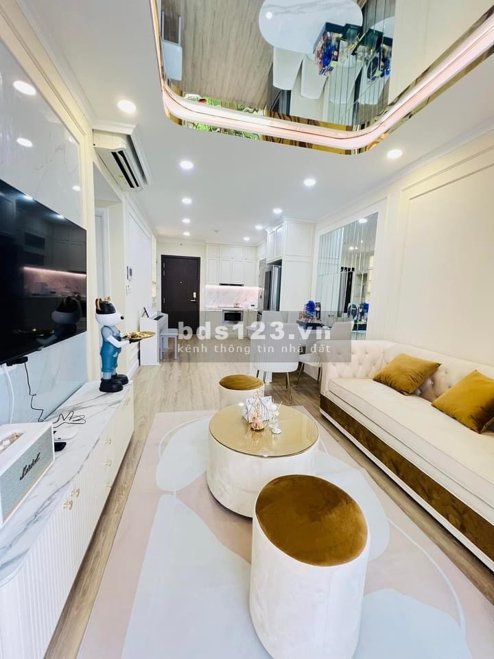 Quốc Tử Giám Lô Góc Thang Máy 7 Tầng Ngõ Gần Oto