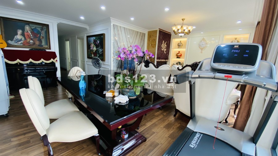 Bán căn hộ chung cư chính chủ giao dịch diện tích 169m2, full nội thất về ở ngay giá 6.5 tỷ